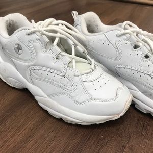 spalding tennis shoes